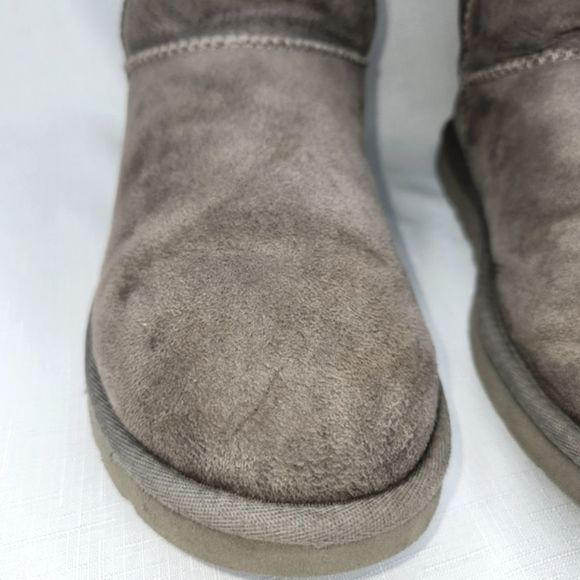 UGG Gray Winter & Rain Boots Sheepskin Women’s 8 - Picture 8 of 13